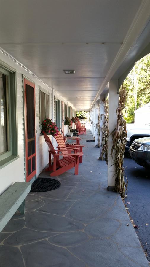 Cottage Place On Squam Lake - Suites Holderness Екстериор снимка