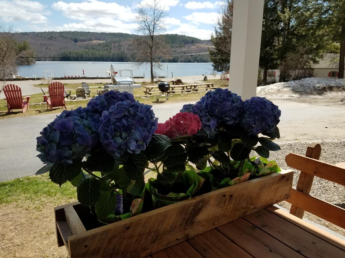 Cottage Place On Squam Lake - Suites Holderness Екстериор снимка